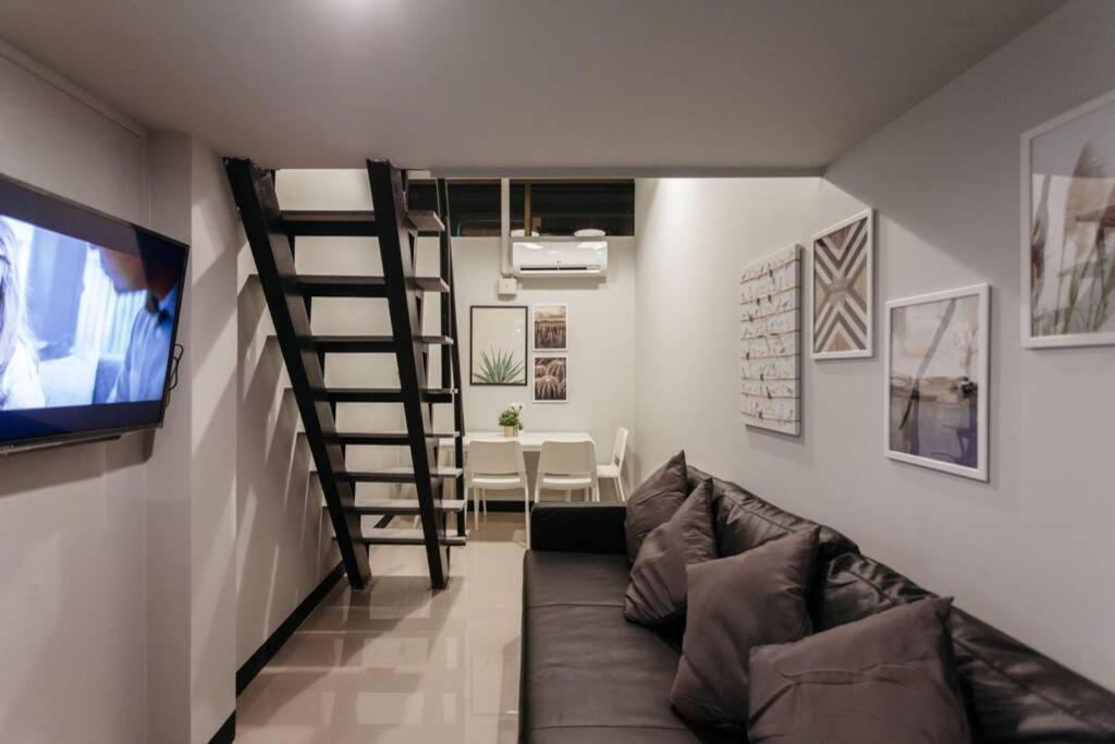 S1 Large Duplex Silom 3 Beds, Full Kitchen Wifi Bangkok Exterior foto